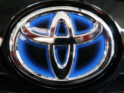 Customs impounds bullet-proof  Toyota SUVs