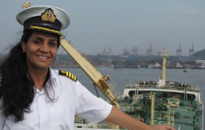 Indian tanker captain gets IMO award for exceptional bravery at sea