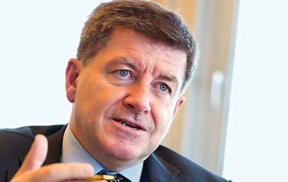Ryder re-elected as ILO Director-General for a second term