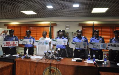 Minister takes change begins with me campaign to Police headquarters