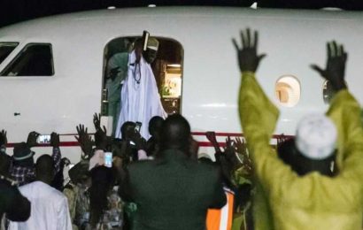 Yahya Jammeh leaves Gambia