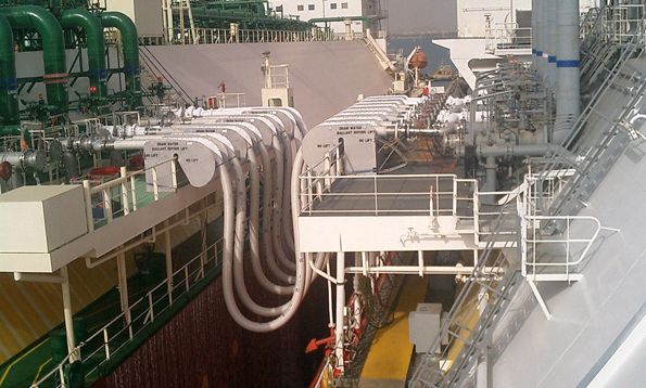 ExxonMobil, others to develop LNG as marine fuel