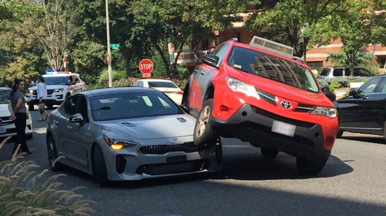 Drama as Toyota RAV4 lands on new Kia Stinger