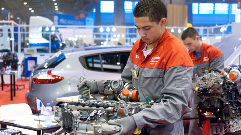 ILO: Weak recovery in youth labour markets demands sweeping response