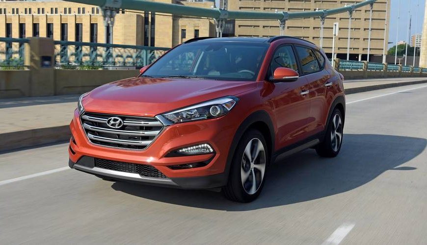 2018 Hyundai Tucson demonstrates more Features