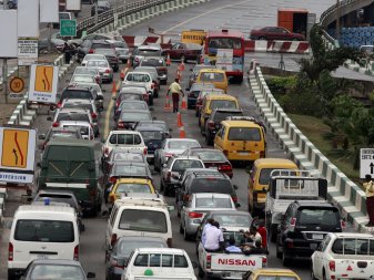 Abuja motorists get more free fuel as NNPC, DPR, seal stations