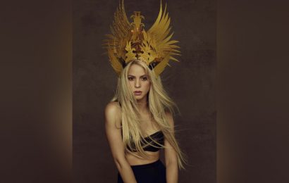 Shakira makes history, wins Best Latin Pop Album twice