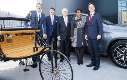Mercedes-Benz  Consolidates Expansion Drive, Opens $93m Headquarters In Atlanta