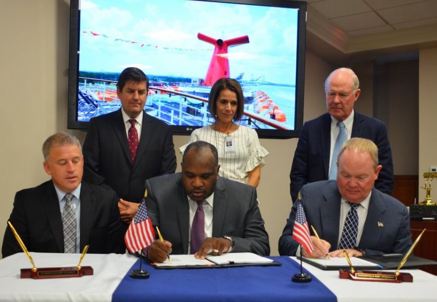 Firm, Carnival Cruise Line Extend Cruise Service Deal