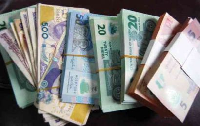 Naira Firms Up  Against Dollar At Parallel Market