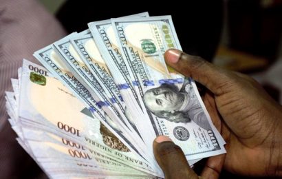 Naira Weakens Against Dollar At Parallel Market