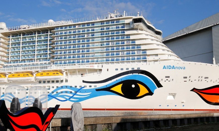 1st LNG-Fueled Ship Begins Final Sea Trials