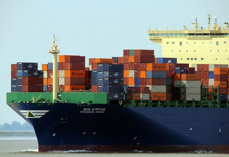 Hyundai Signs Final Contracts for 20 Eco-friendly Containerships