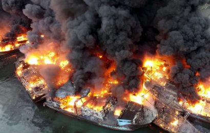Fire Destroys 34 Vessels