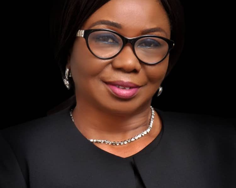 SEC Boss To Nigerians: Beware, Loom Is A Ponzi Scheme