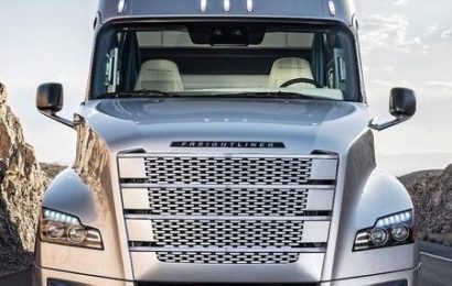 Daimler Trucks Tests New Digital Vehicle Systems