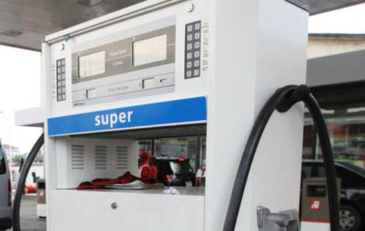 Nigeria Reduces Fuel Price To N123.50 Per Litre