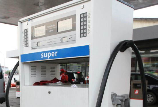 Nigeria Reduces Fuel Price To N123.50 Per Litre