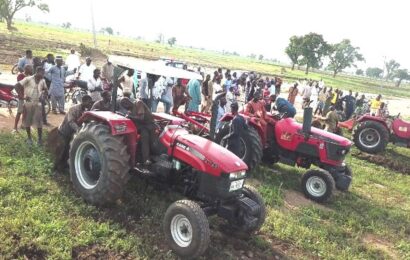 Kwara Flags-Off Distribution Of Tractors To Farmers