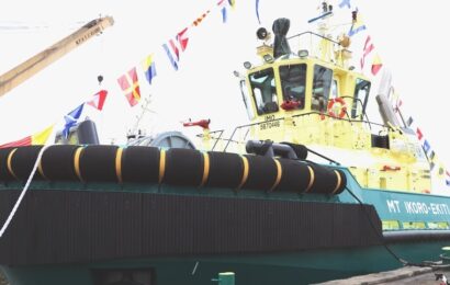 Amaechi Unveils Two Tug Boats, Lauds NPA Management