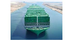 World’s Largest Containership Makes First Crossing Through Suez Canal