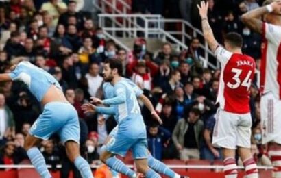 Man City Beat 10-Man Arsenal, Move 11 Points