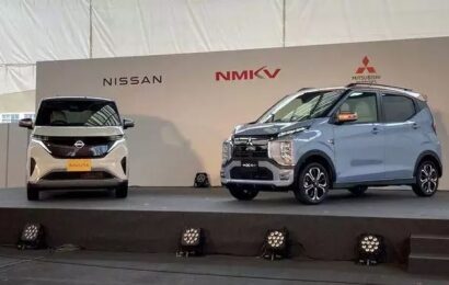 Nissan, Mitsubishi Unveil Light Electric Vehicles