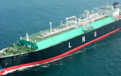 QatarEnergy, MISC, Seal Five New LNG Carrier Deals 