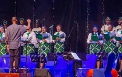 MUSON, Mandilas Group Begin Yuletide Season With Christmas Concert 