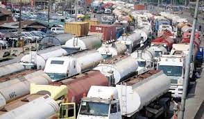 Lagos Begins Clampdown On Tankers, Trailers Along Apapa-Oshodi Expressway