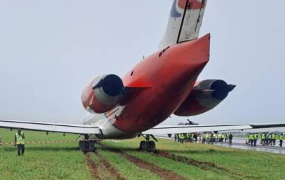 Dana Air Reacts As Plane Skids Off Runway