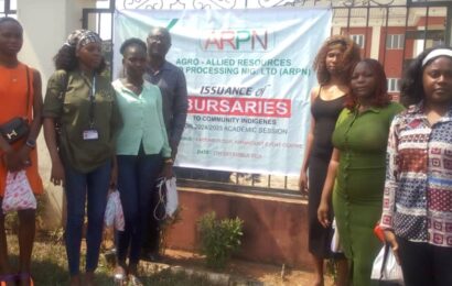 Dufil Disburses Bursary To students From Seven Communities