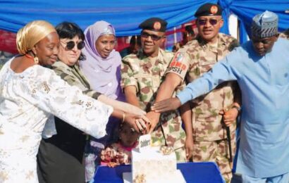 COAS Celebrates Christmas With Troops