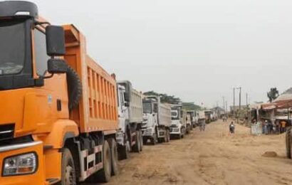 Lagos Clampdown On Illegal Dredgers 